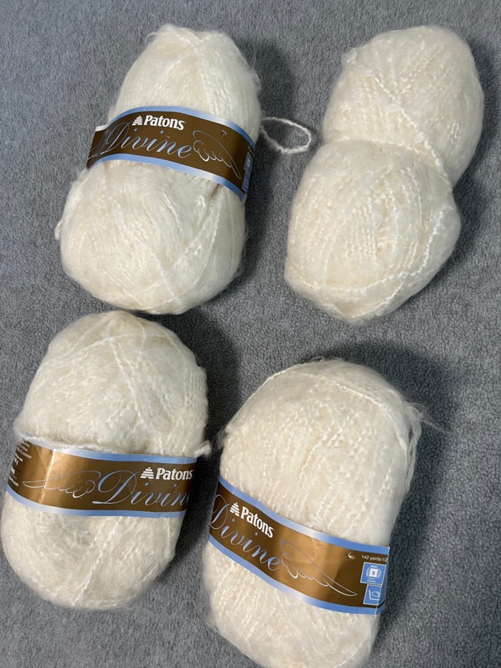Patons Divine Yarn Bundle Lot Mohair Blend Fuzzy Crochet Knitting Crafts Ivory